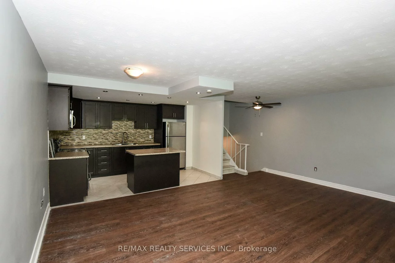188, Mill, Brampton South, Brampton