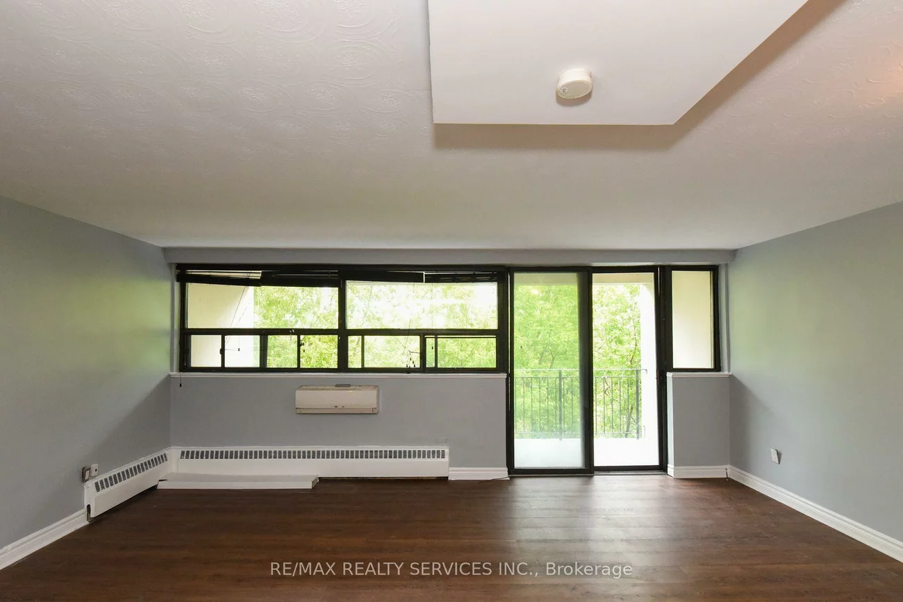 188, Mill, Brampton South, Brampton