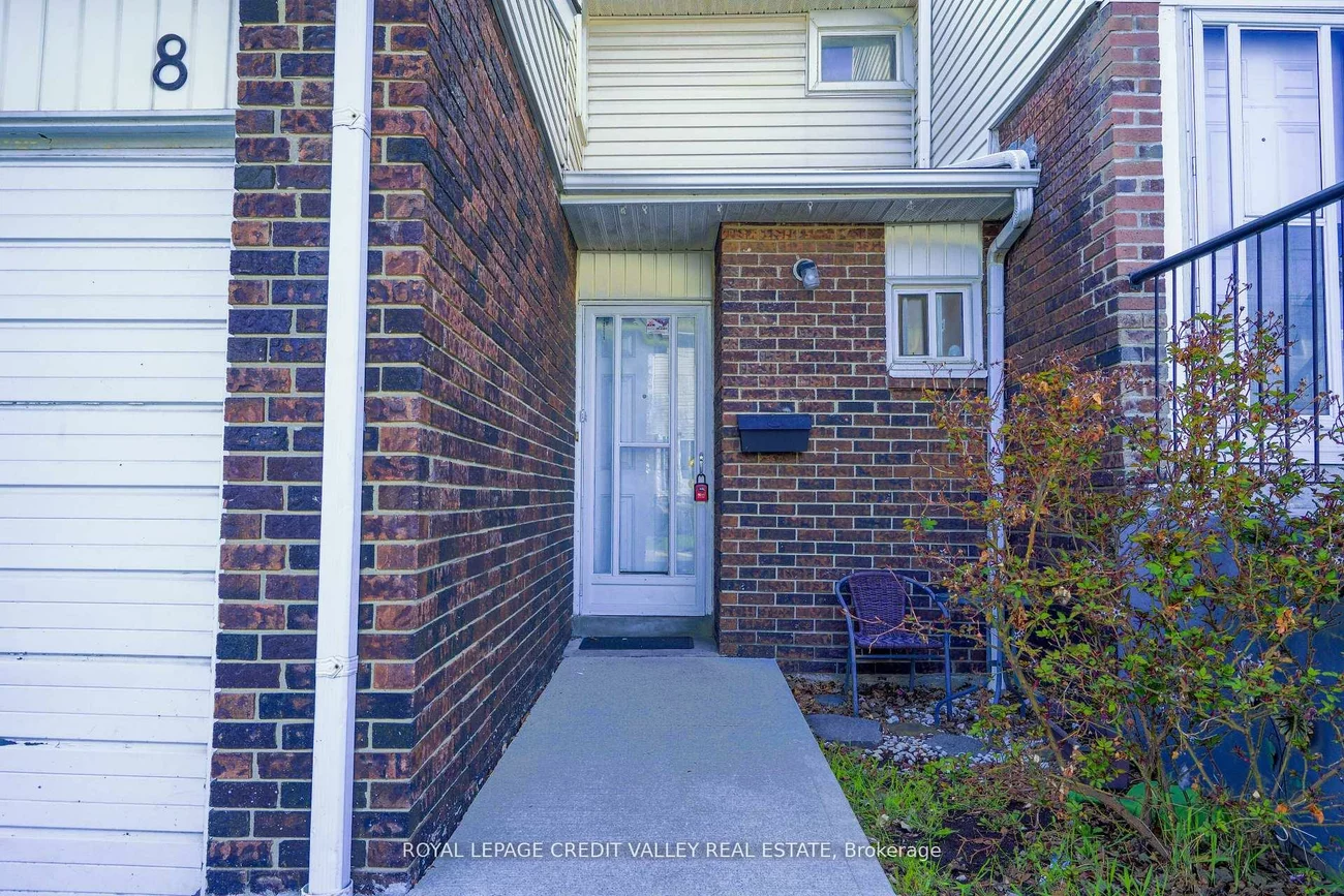 8, Sandringham, Bramalea West Industrial, Brampton