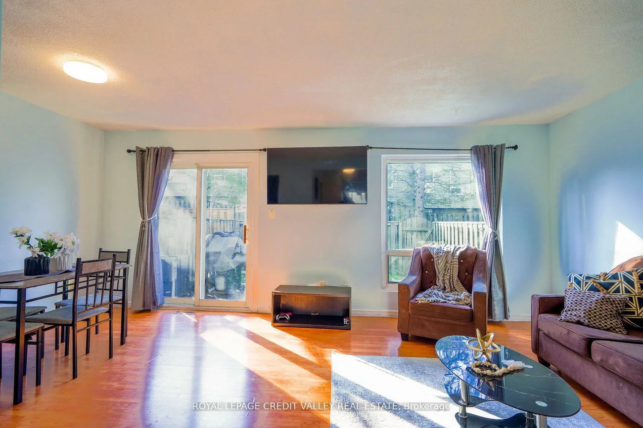 8, Sandringham, Bramalea West Industrial, Brampton