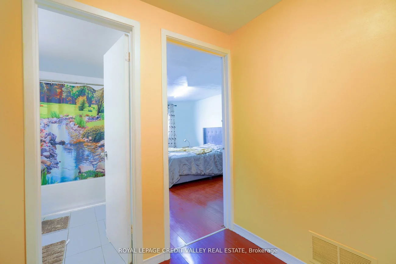8, Sandringham, Bramalea West Industrial, Brampton