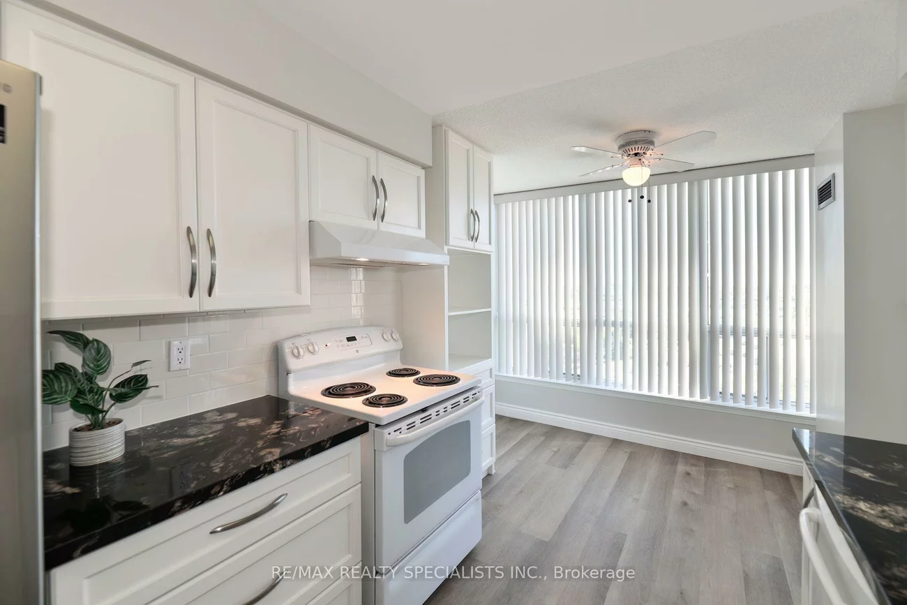 10, Laurelcrest, Queen Street Corridor, Brampton