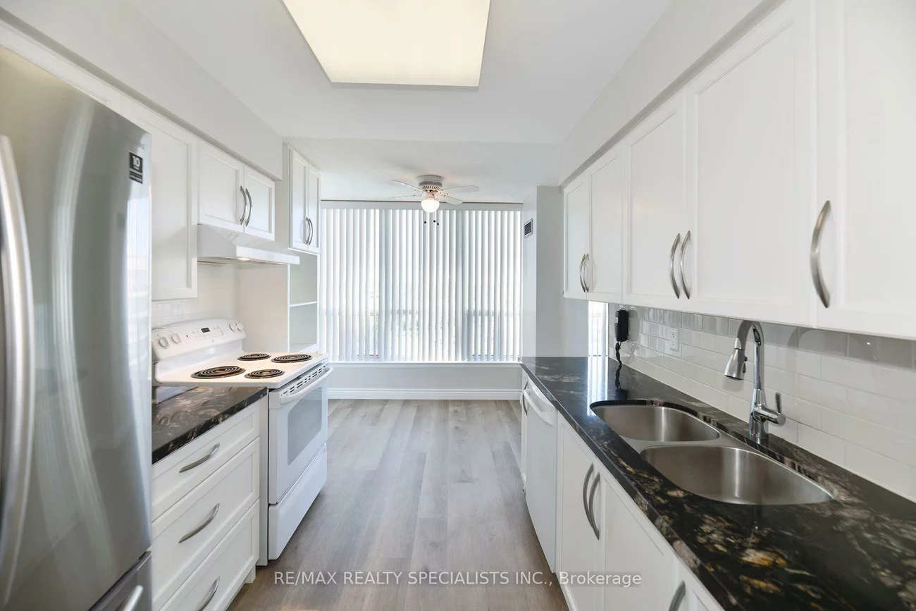 10, Laurelcrest, Queen Street Corridor, Brampton