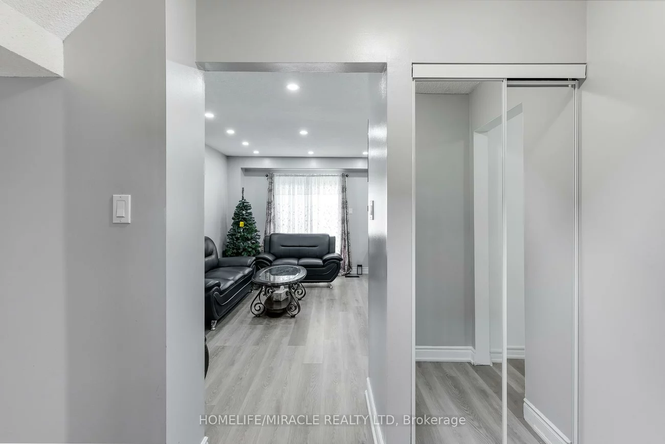 156, Enderby, Southgate, Brampton