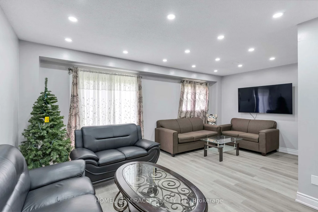 156, Enderby, Southgate, Brampton