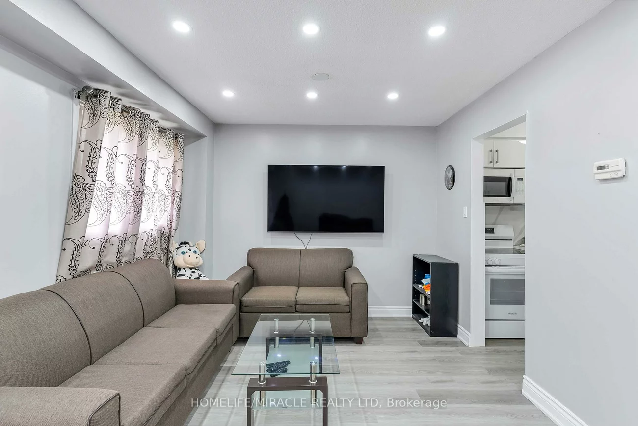 156, Enderby, Southgate, Brampton
