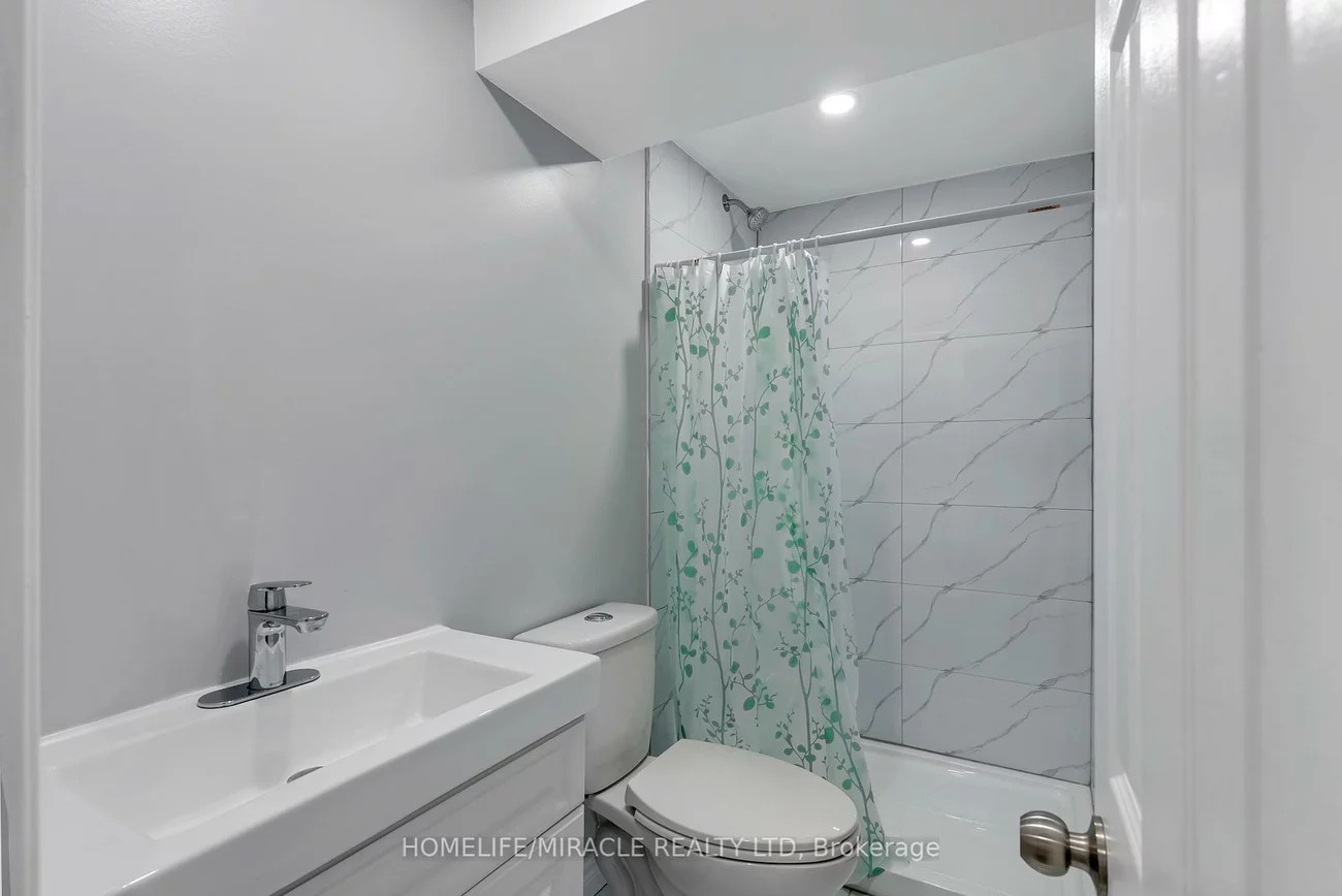 156, Enderby, Southgate, Brampton