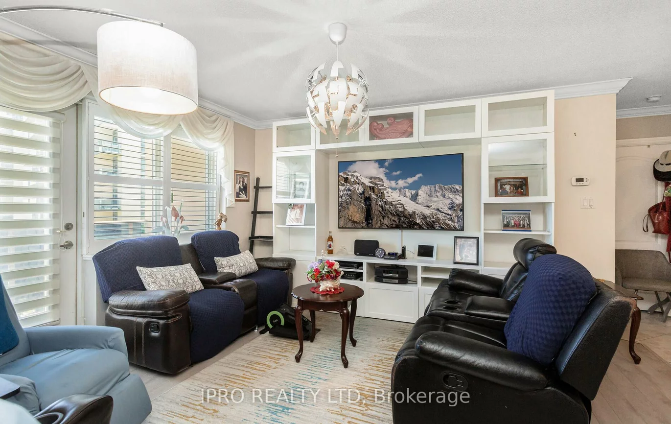 10, Dayspring, Goreway Drive Corridor, Brampton