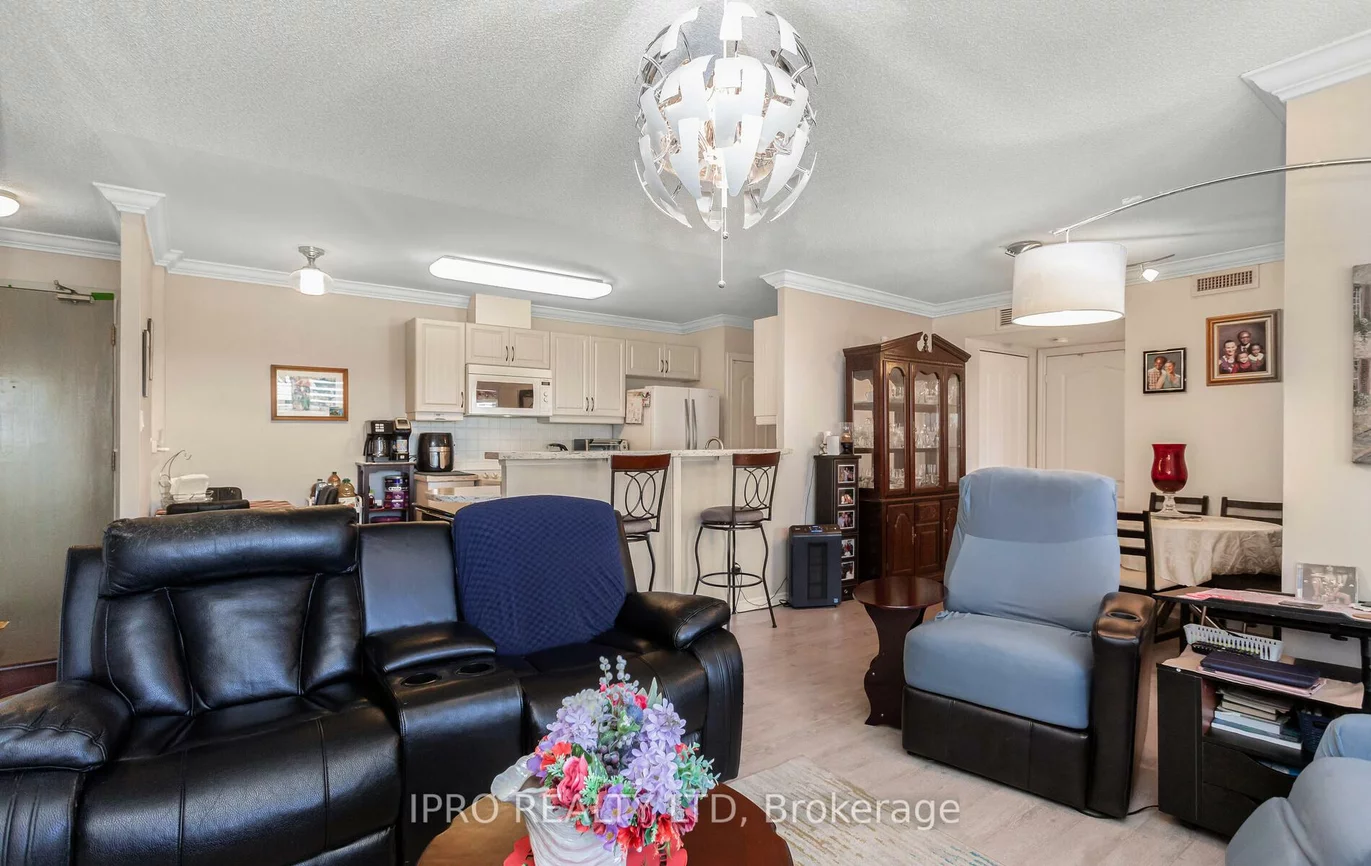 10, Dayspring, Goreway Drive Corridor, Brampton