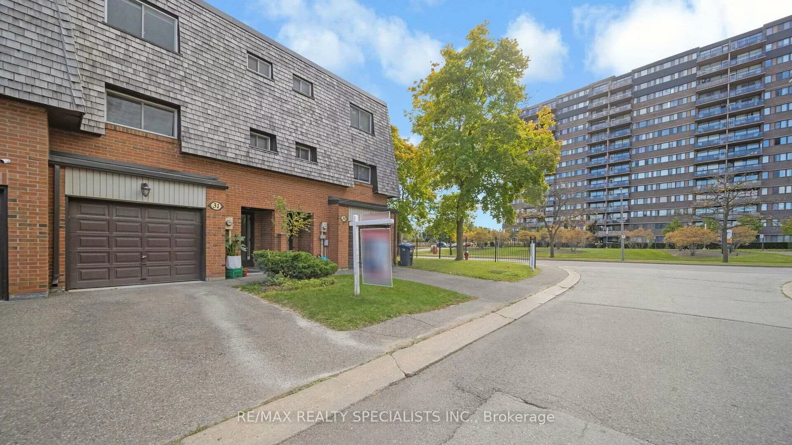 31, Briar, Avondale, Brampton