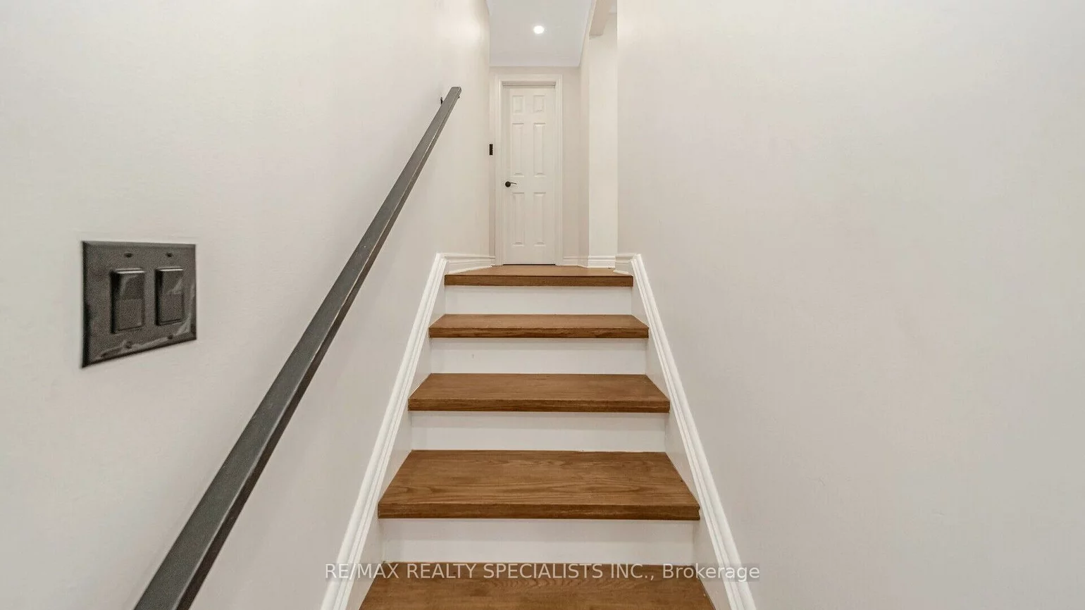 31, Briar, Avondale, Brampton