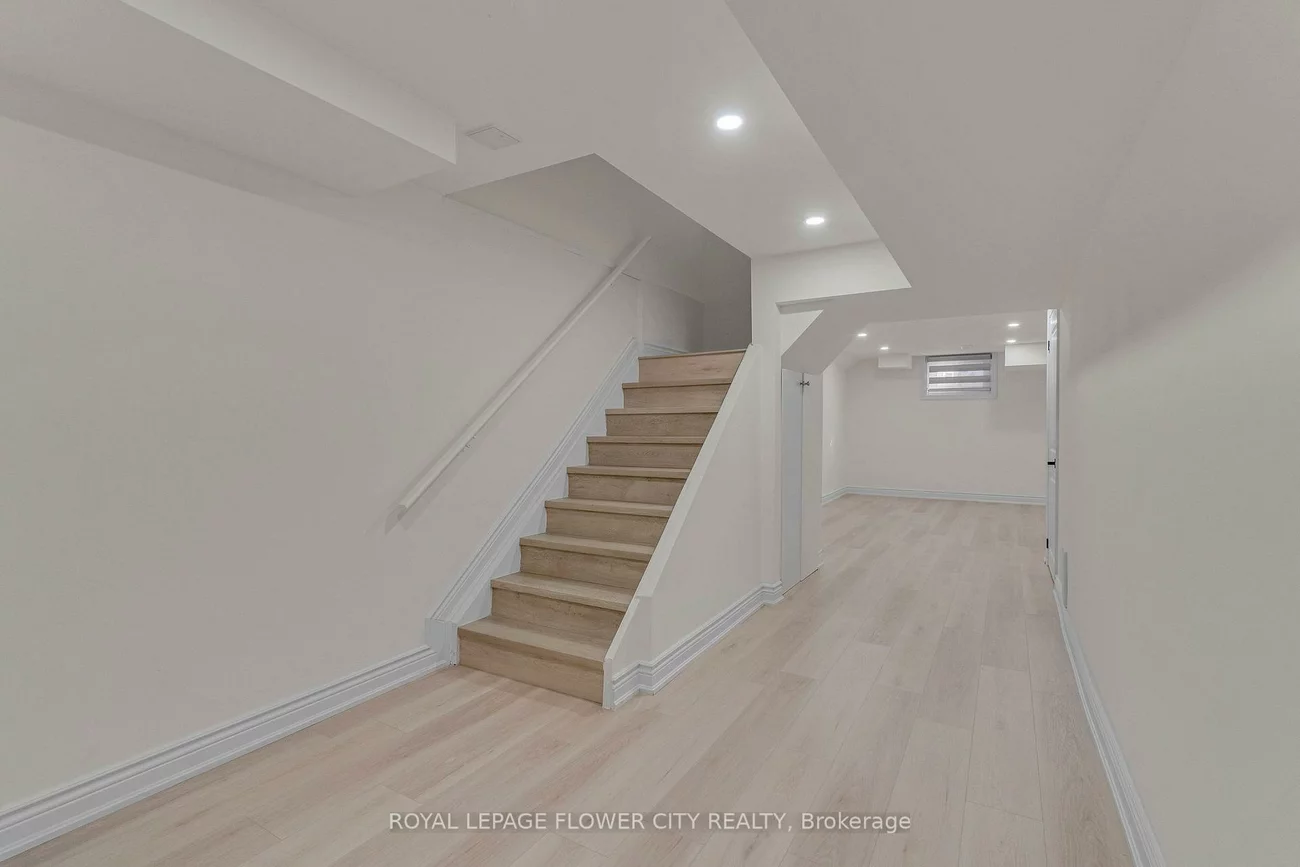 73, CARISBROOKE, Central Park, Brampton