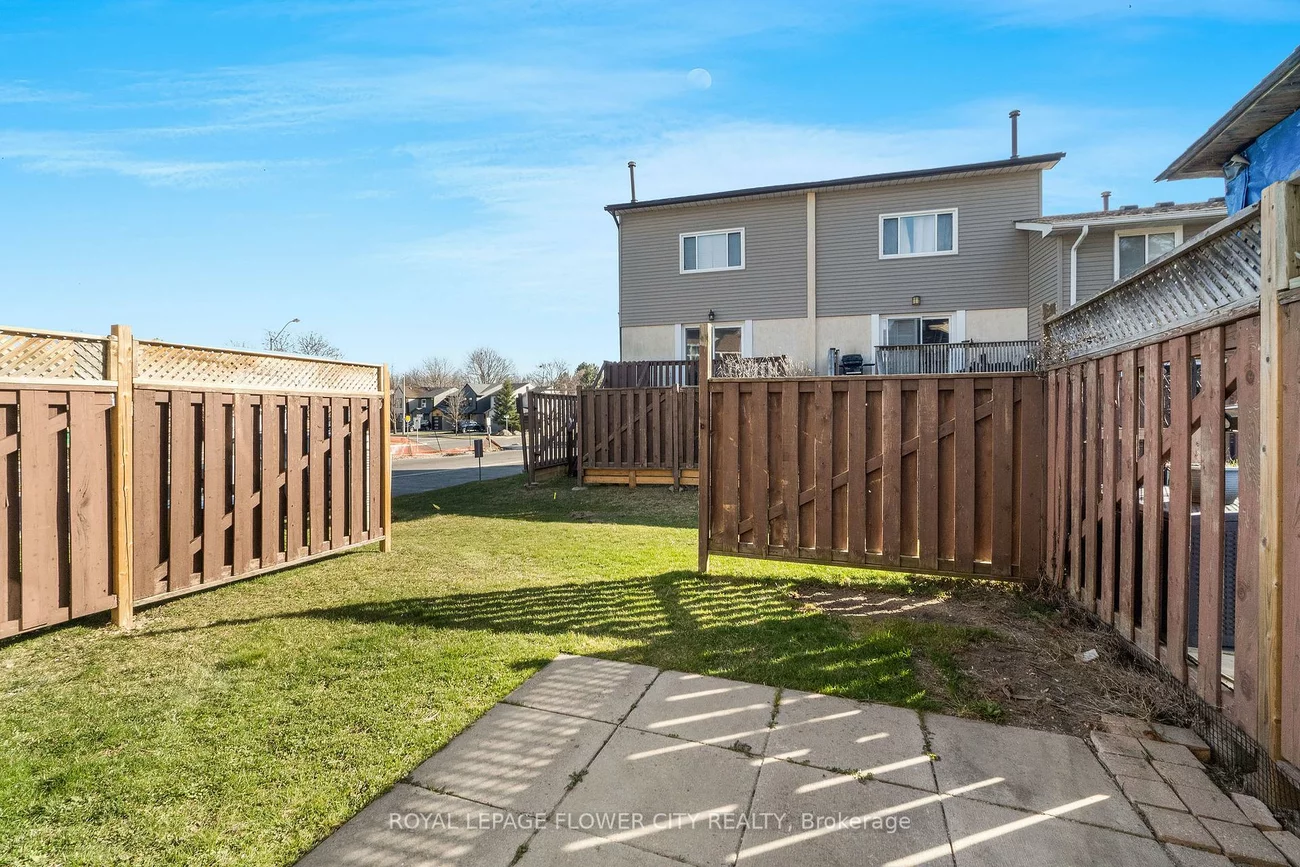73, CARISBROOKE, Central Park, Brampton