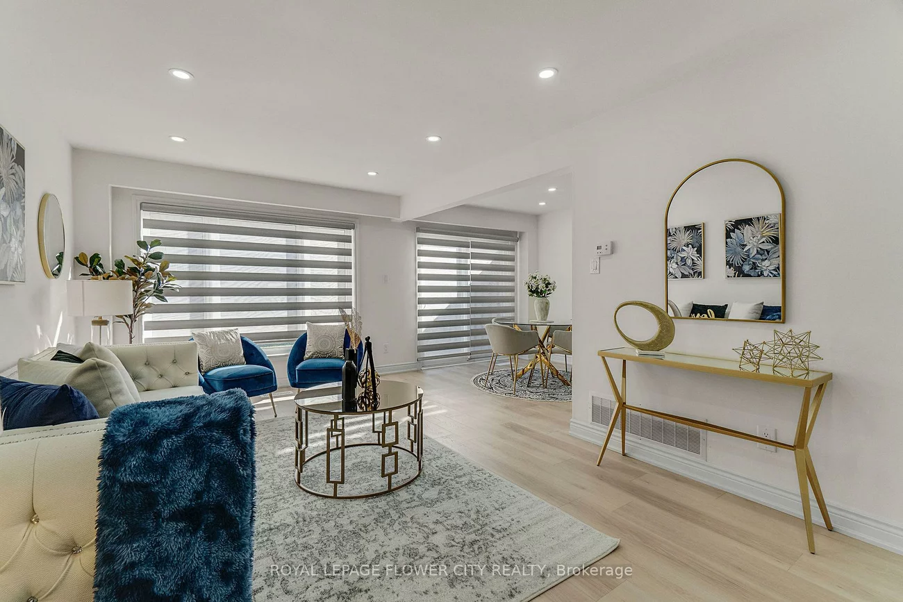 73, CARISBROOKE, Central Park, Brampton