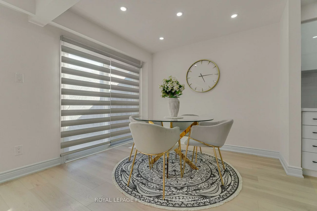 73, CARISBROOKE, Central Park, Brampton