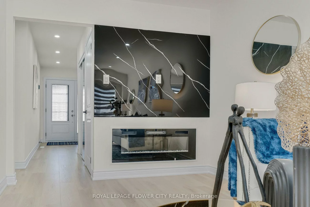 73, CARISBROOKE, Central Park, Brampton