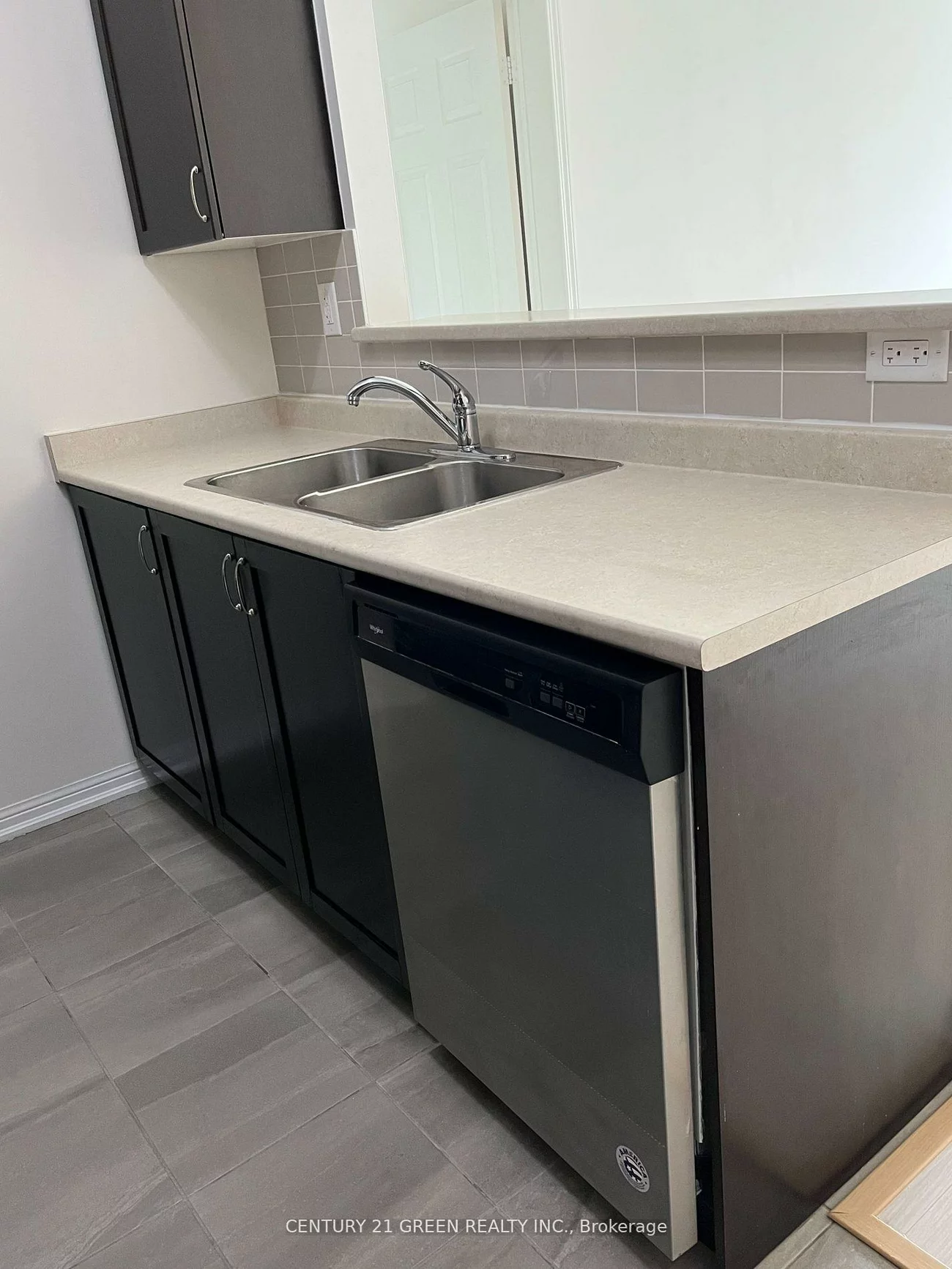 250, Sunny Meadow, Sandringham-Wellington, Brampton