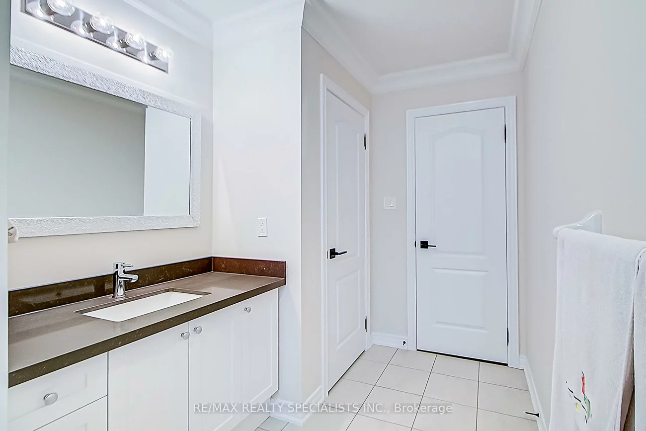 14, Alamode, Sandringham-Wellington, Brampton