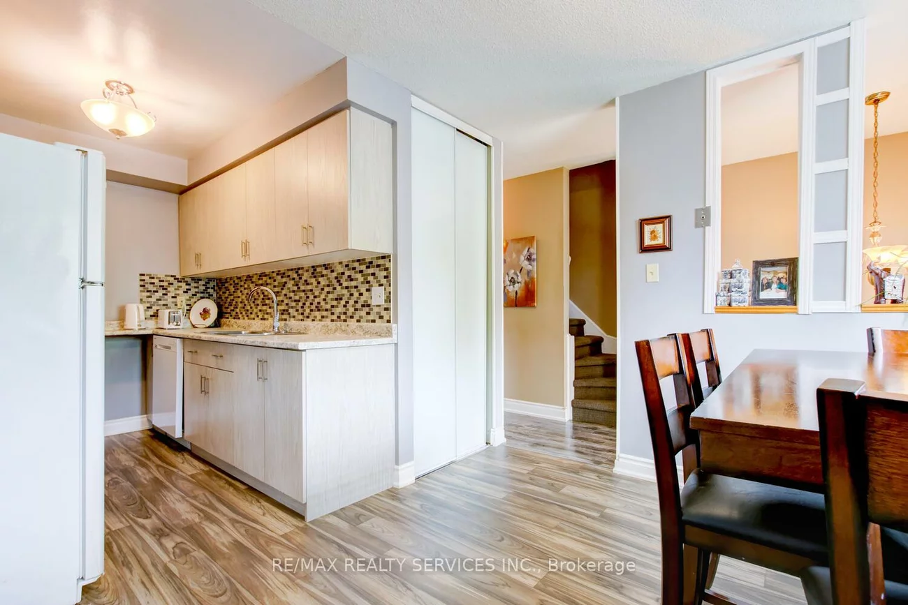 47, Lincoln, Bramalea West Industrial, Brampton