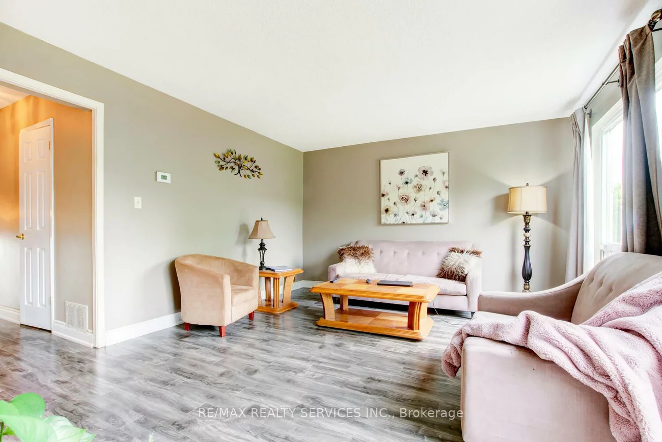 47, Lincoln, Bramalea West Industrial, Brampton