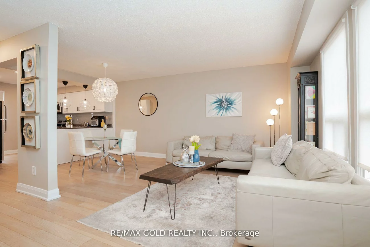 64, Enmount, Southgate, Brampton