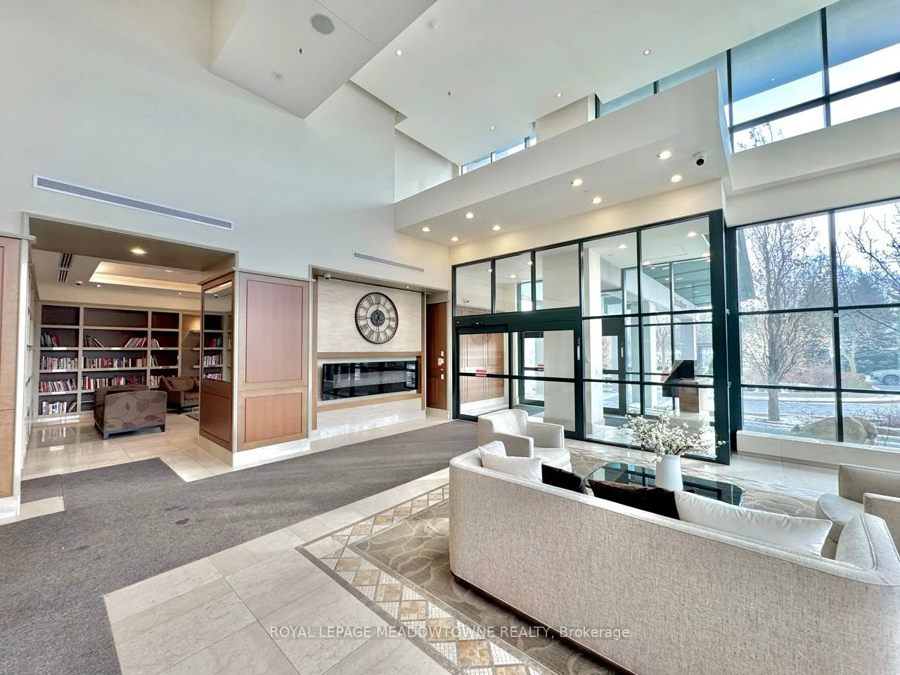 100, John, Downtown Brampton, Brampton