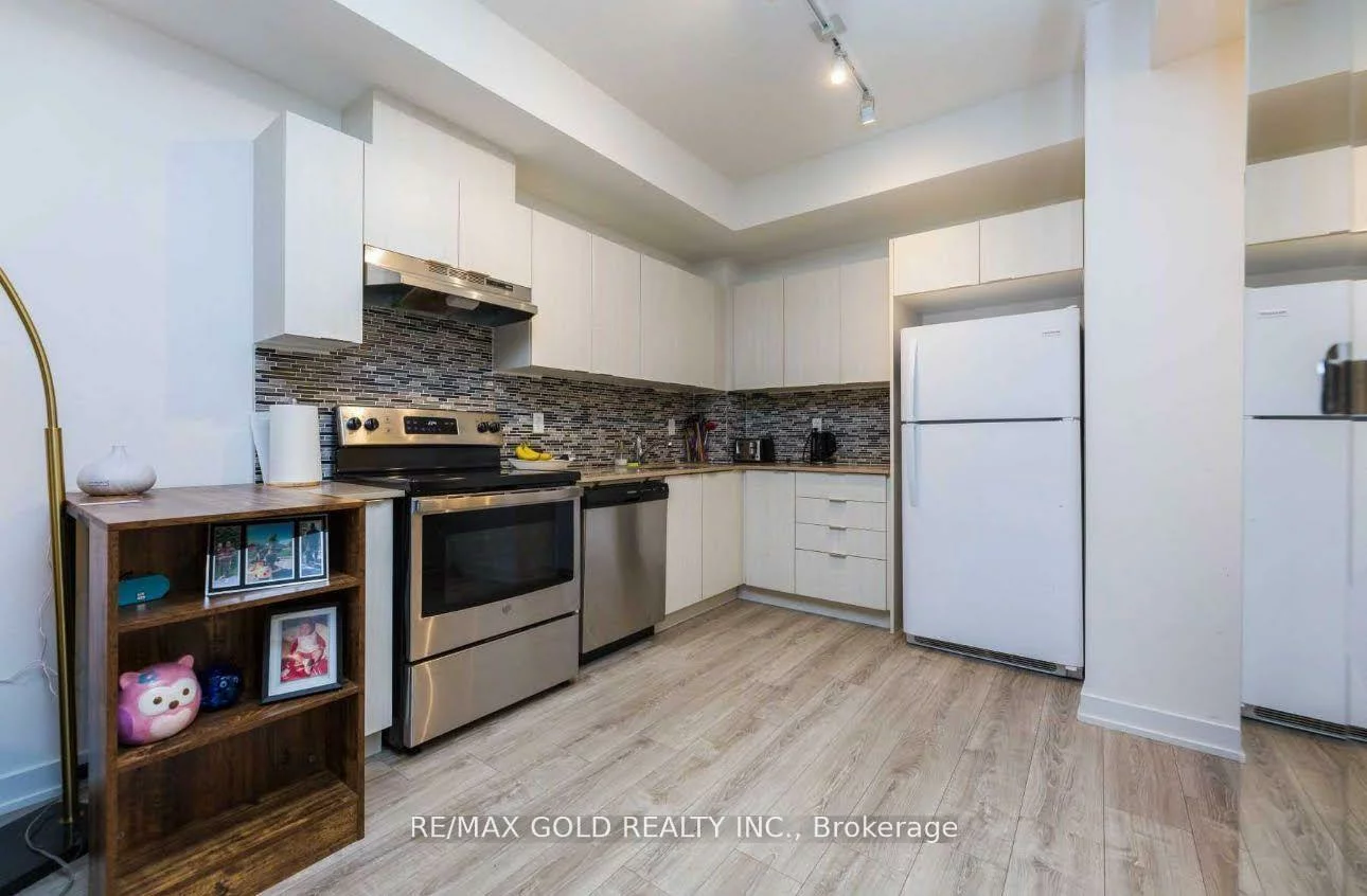 42 - 200, MALTA, Fletcher's Creek South, Brampton