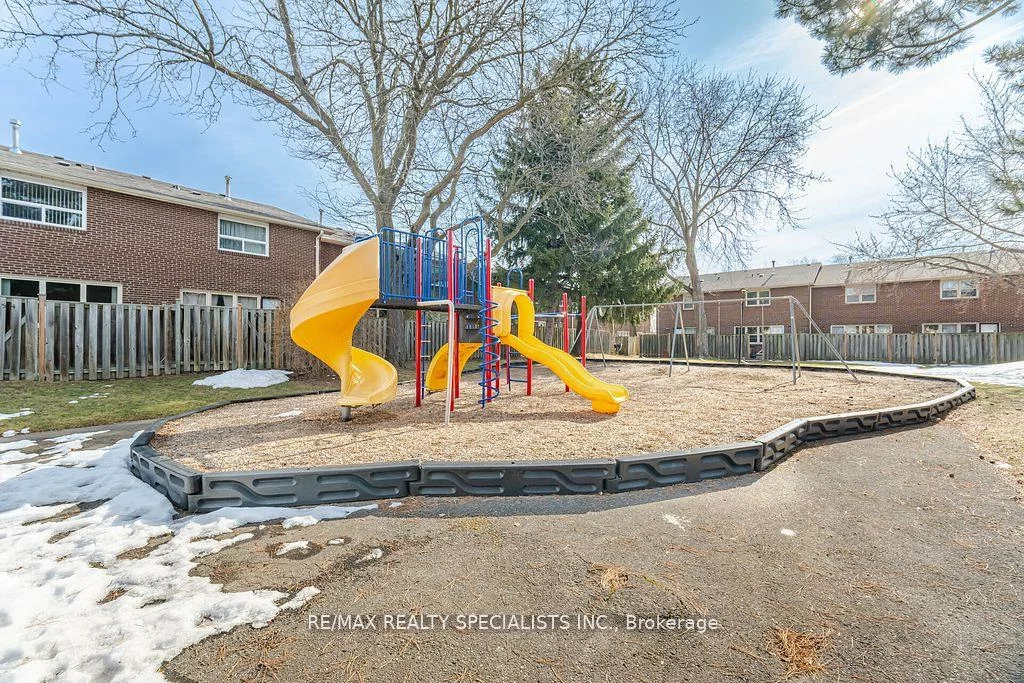 38, Eden, Southgate, Brampton