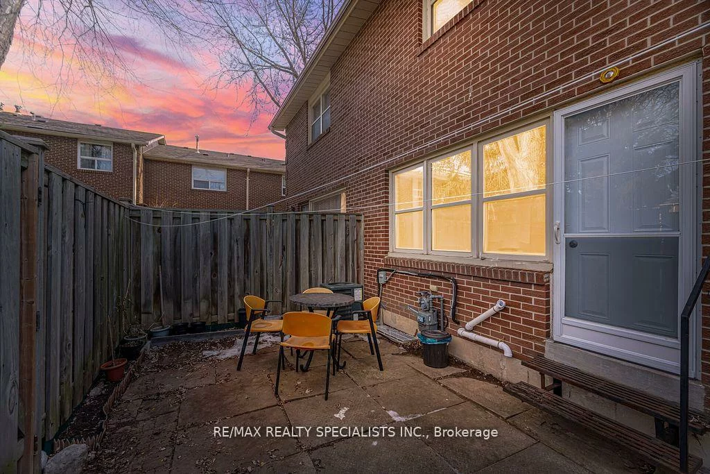 38, Eden, Southgate, Brampton