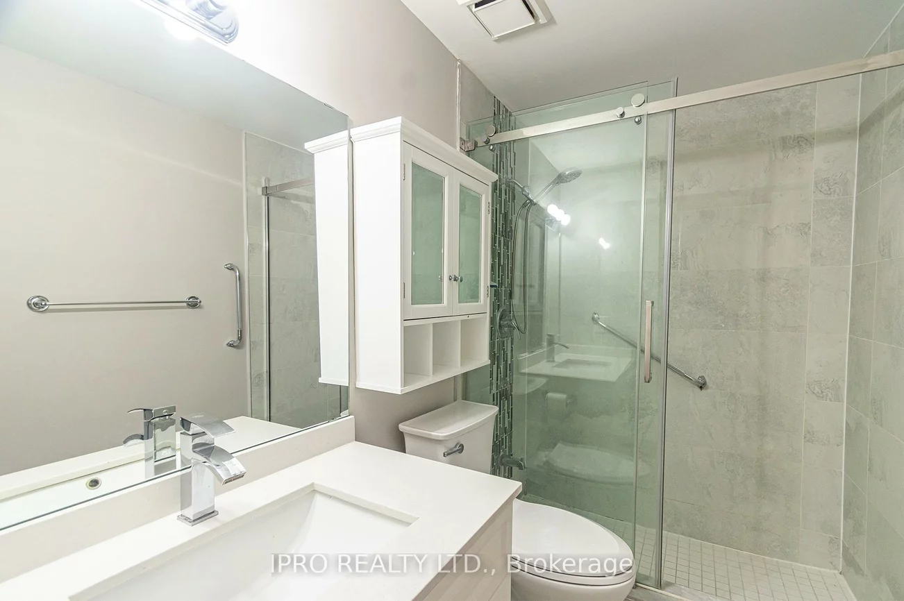 16, Franklin, Bramalea West Industrial, Brampton