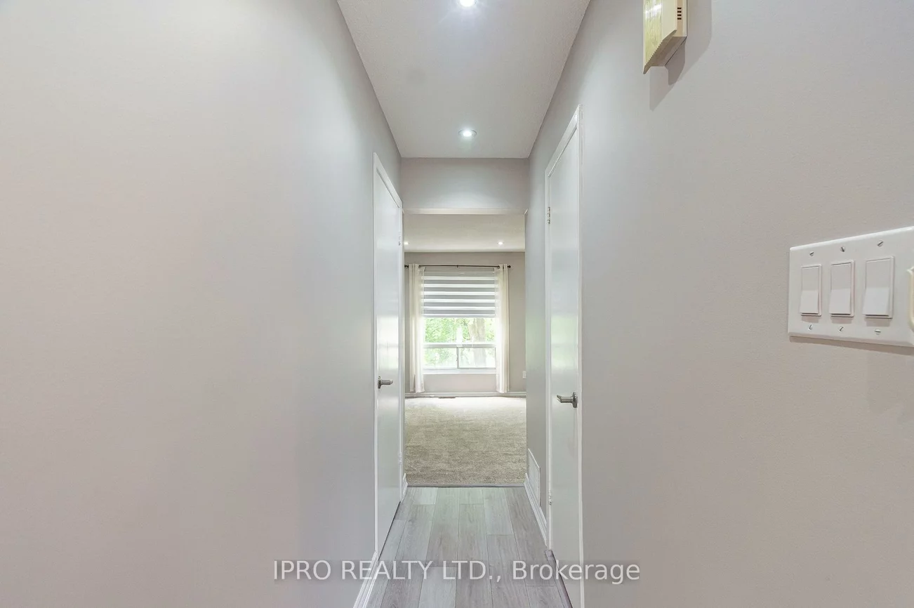 16, Franklin, Bramalea West Industrial, Brampton