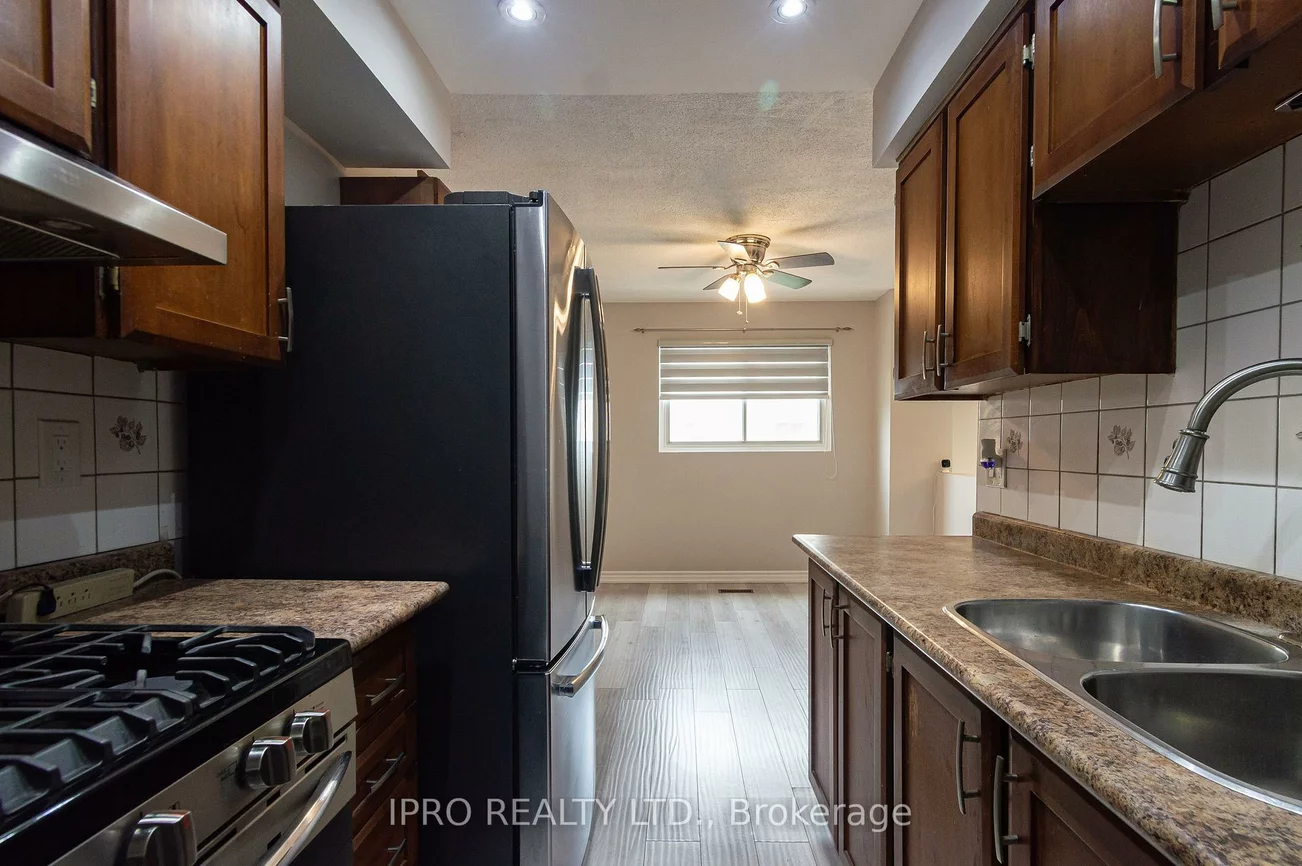 16, Franklin, Bramalea West Industrial, Brampton