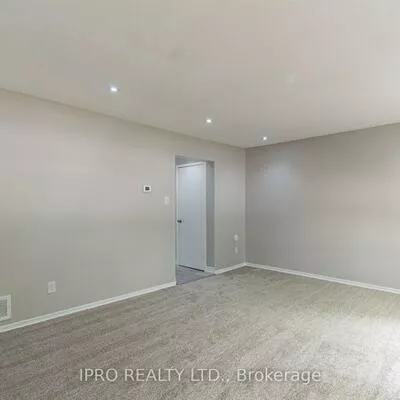 16, Franklin, Bramalea West Industrial, Brampton