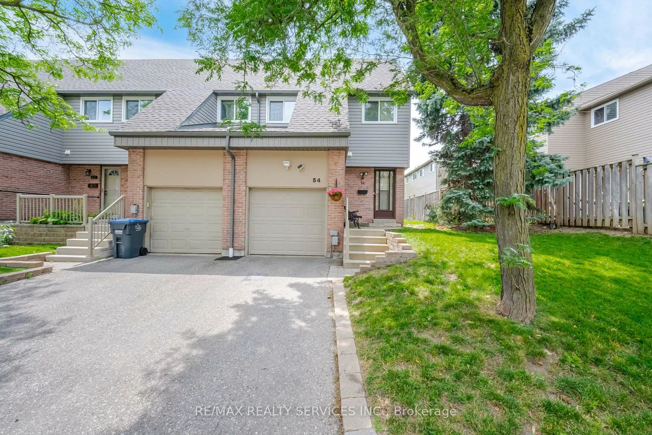 54, Tara Park, Brampton North, Brampton