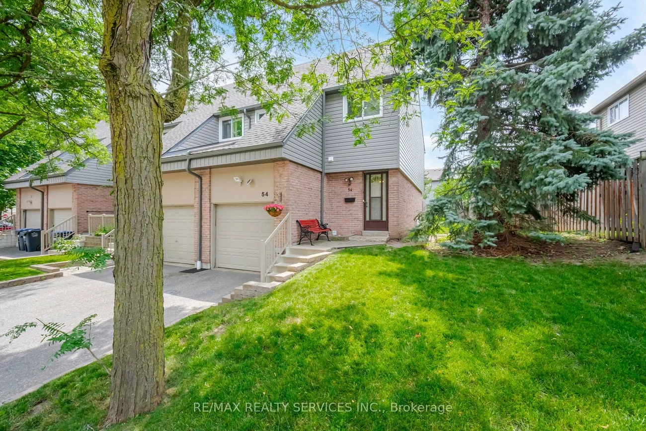 54, Tara Park, Brampton North, Brampton