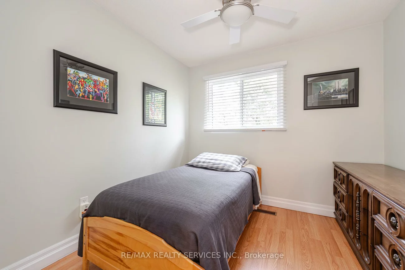 54, Tara Park, Brampton North, Brampton
