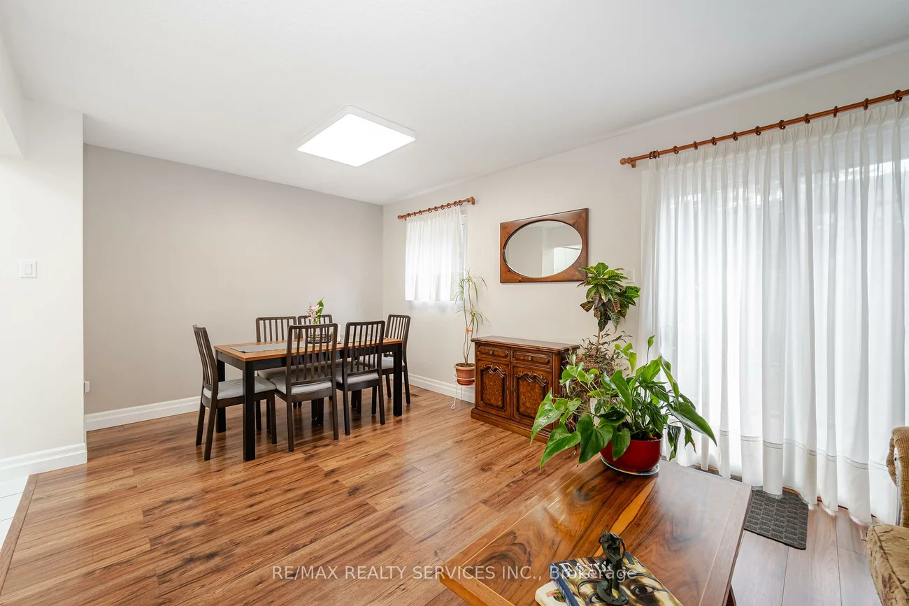 54, Tara Park, Brampton North, Brampton