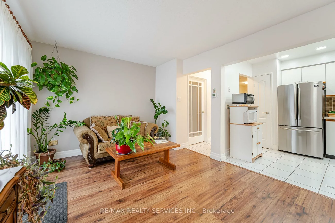 54, Tara Park, Brampton North, Brampton