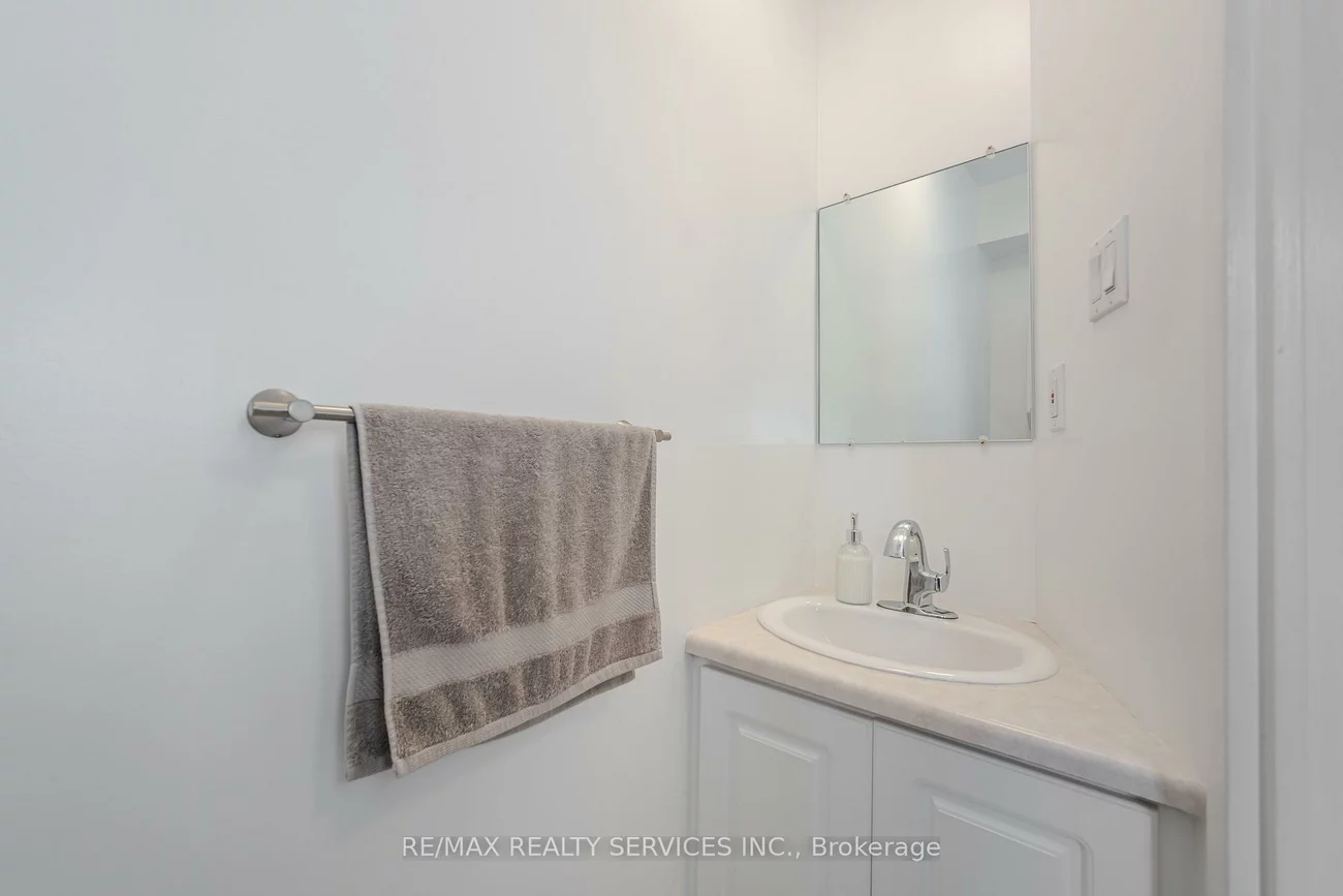 54, Tara Park, Brampton North, Brampton