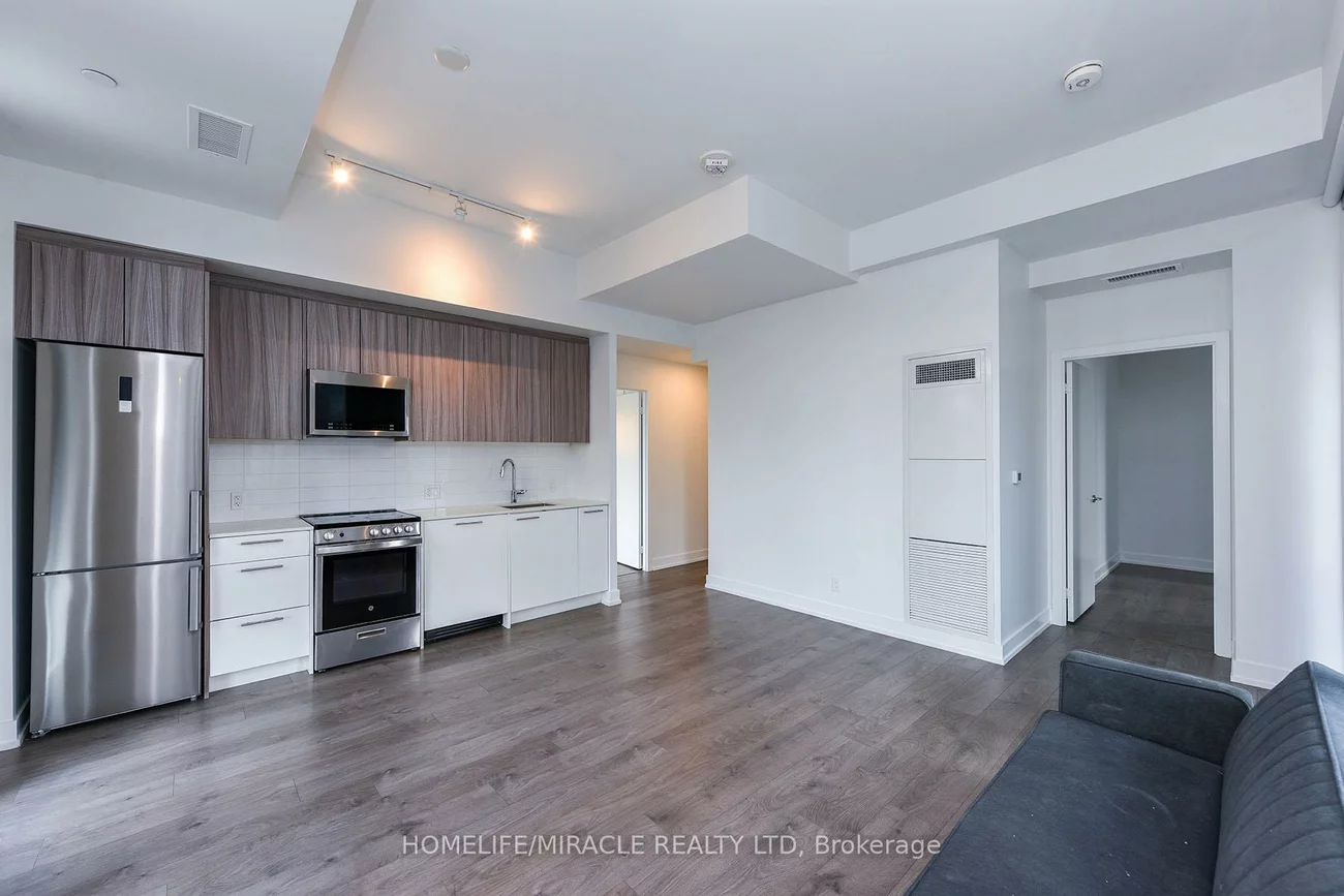 225, Veterans, Northwest Brampton, Brampton