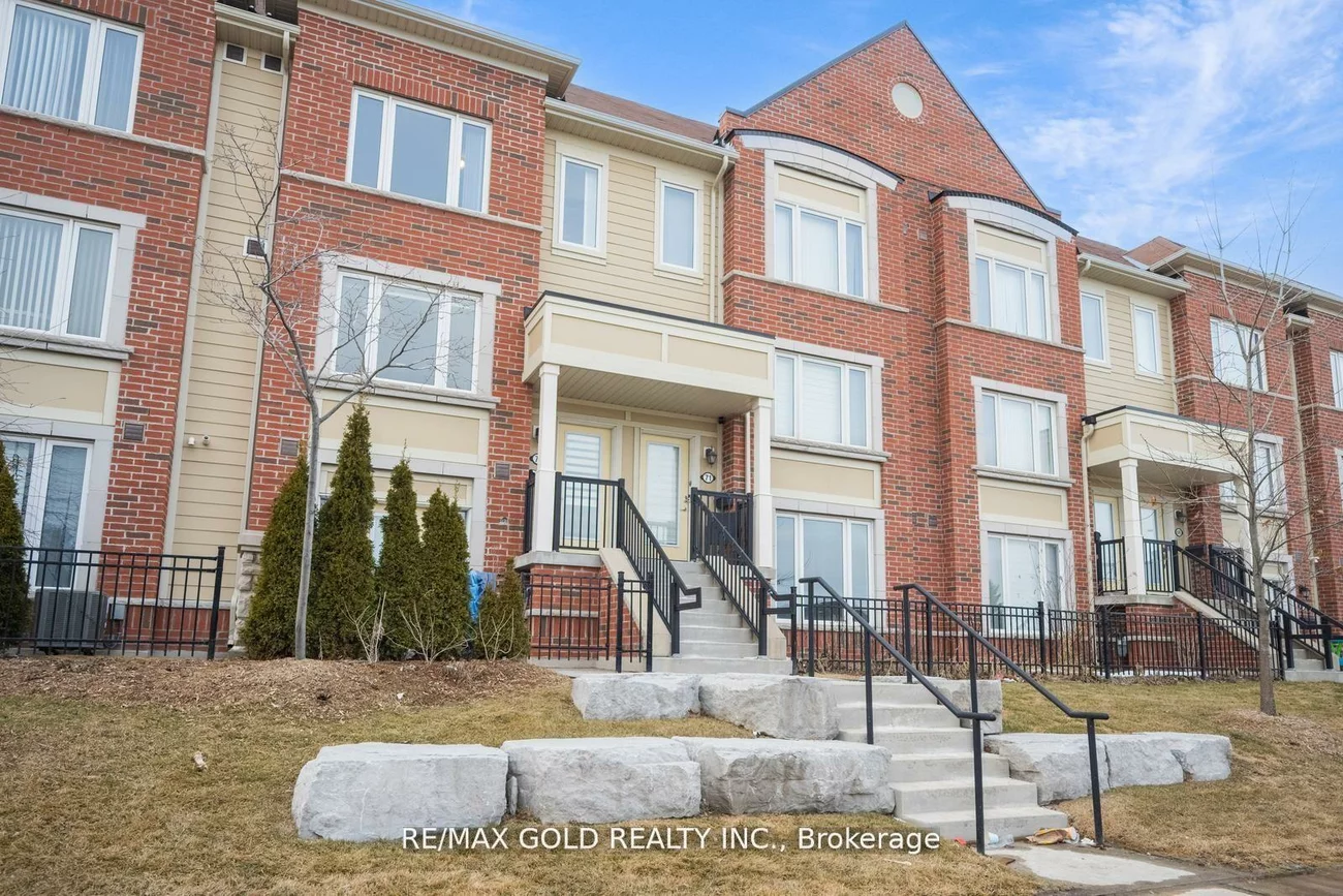 250, Sunny Meadow, Sandringham-Wellington, Brampton