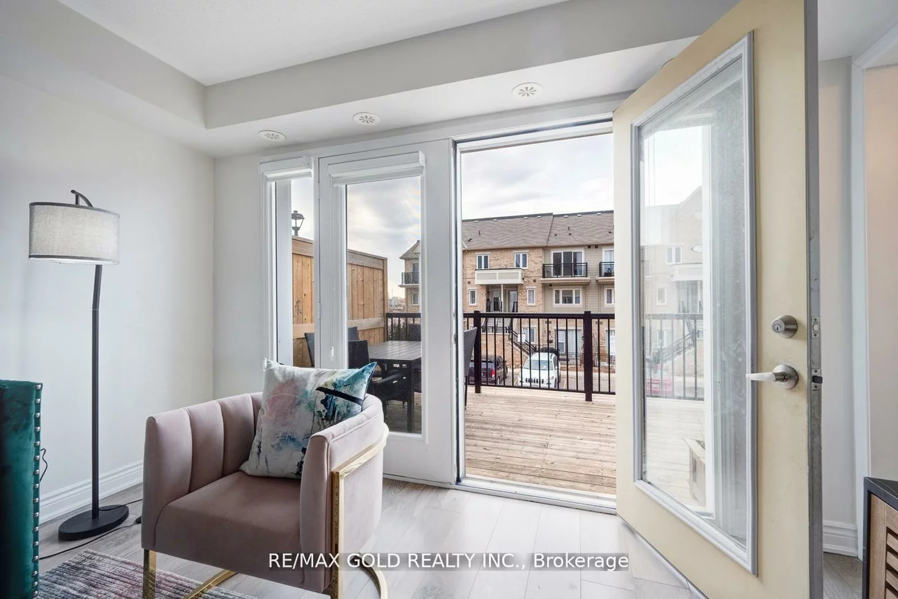 250, Sunny Meadow, Sandringham-Wellington, Brampton