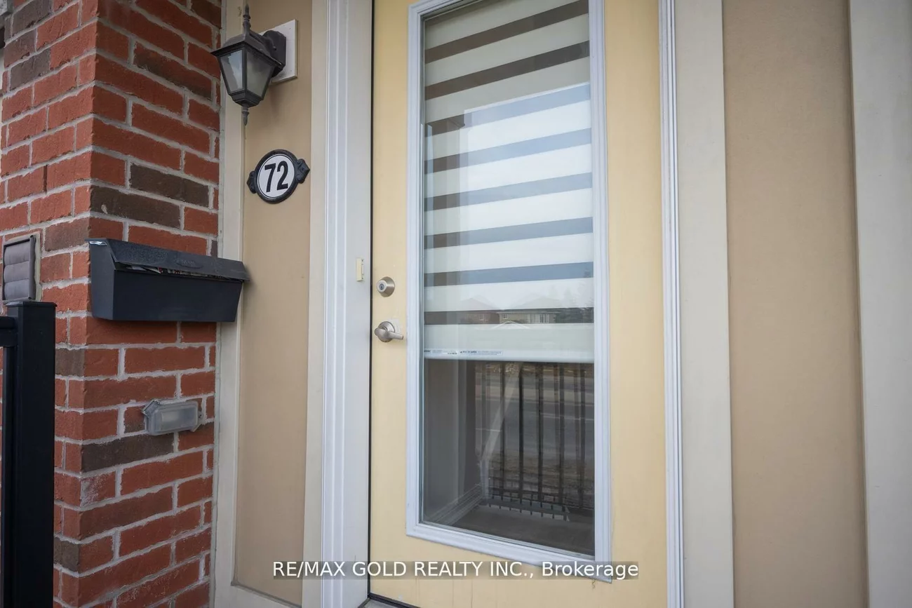 250, Sunny Meadow, Sandringham-Wellington, Brampton