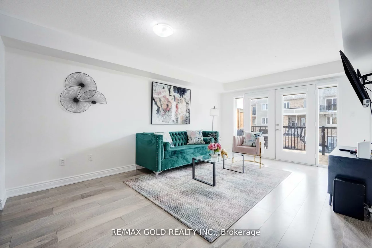 250, Sunny Meadow, Sandringham-Wellington, Brampton