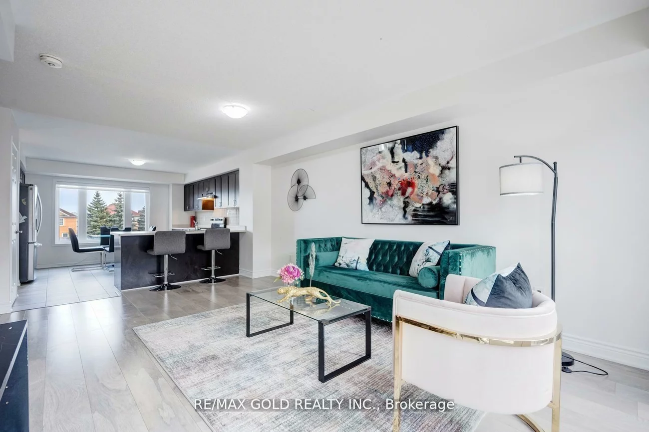 250, Sunny Meadow, Sandringham-Wellington, Brampton