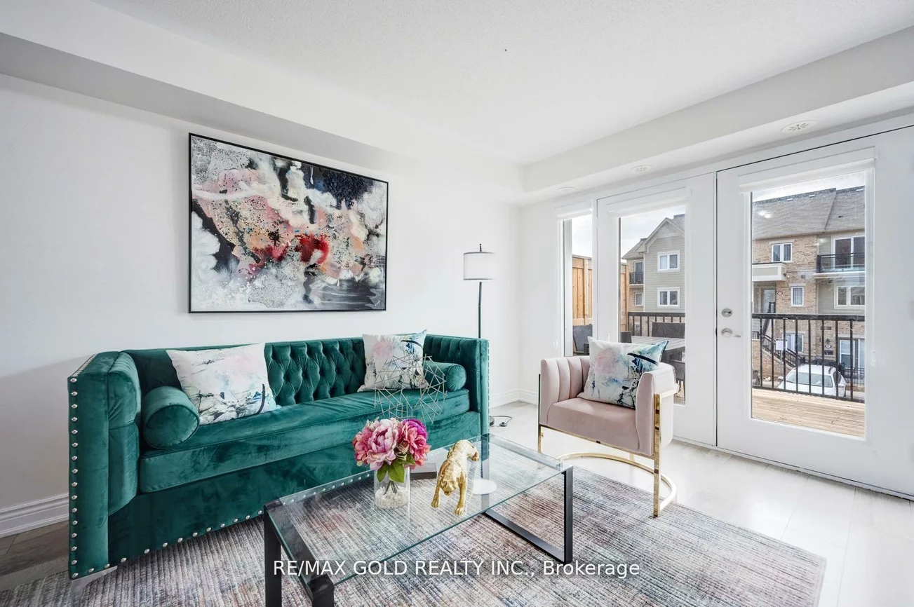 250, Sunny Meadow, Sandringham-Wellington, Brampton