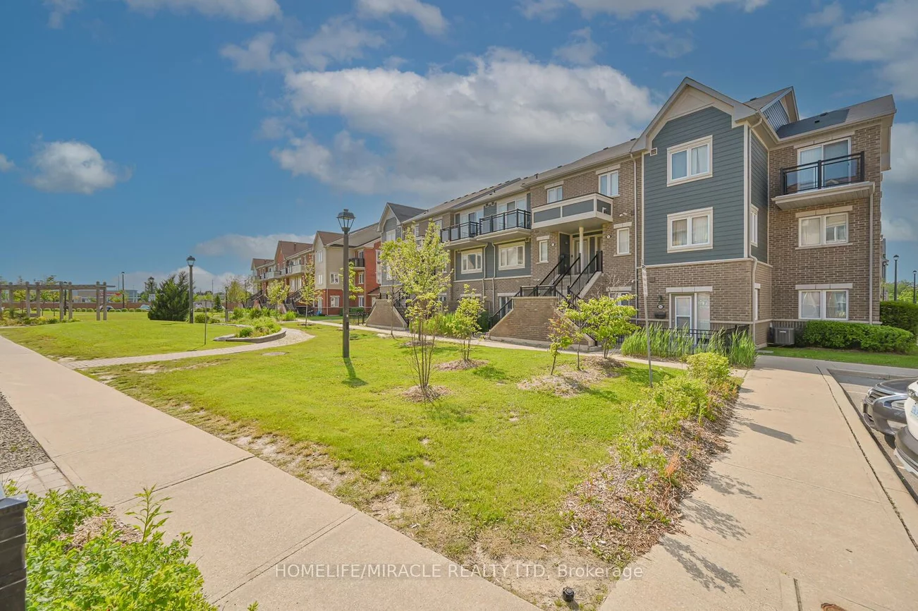 250, Sunny Meadow, Sandringham-Wellington, Brampton