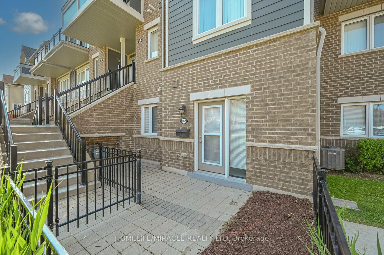 250, Sunny Meadow, Sandringham-Wellington, Brampton