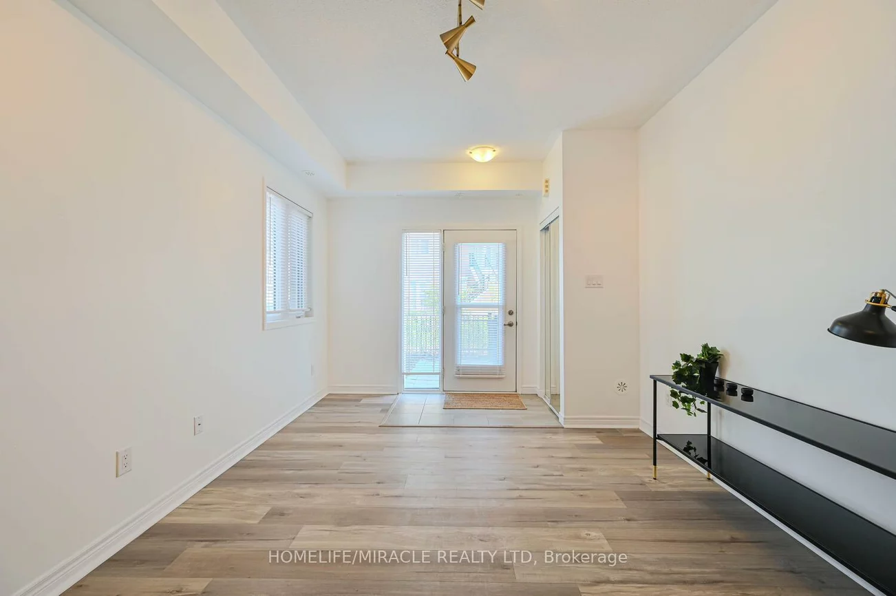 250, Sunny Meadow, Sandringham-Wellington, Brampton