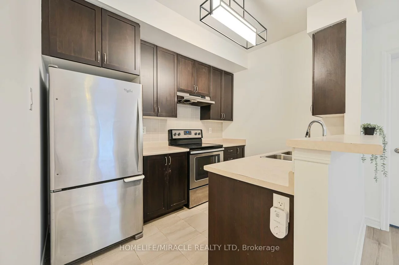 250, Sunny Meadow, Sandringham-Wellington, Brampton